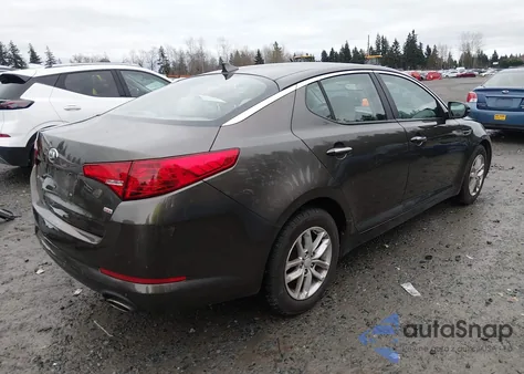 2013 Kia Optima Lx z USA, uszkodzony, nr VIN 5XXGM4A7XDG251571